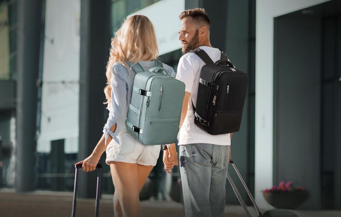 sac-a-dos-easyjet-270byj-1.jpg Voyagez à petit prix avec ce sac à dos easyJet aux milliers d'avis positifs – Image 1