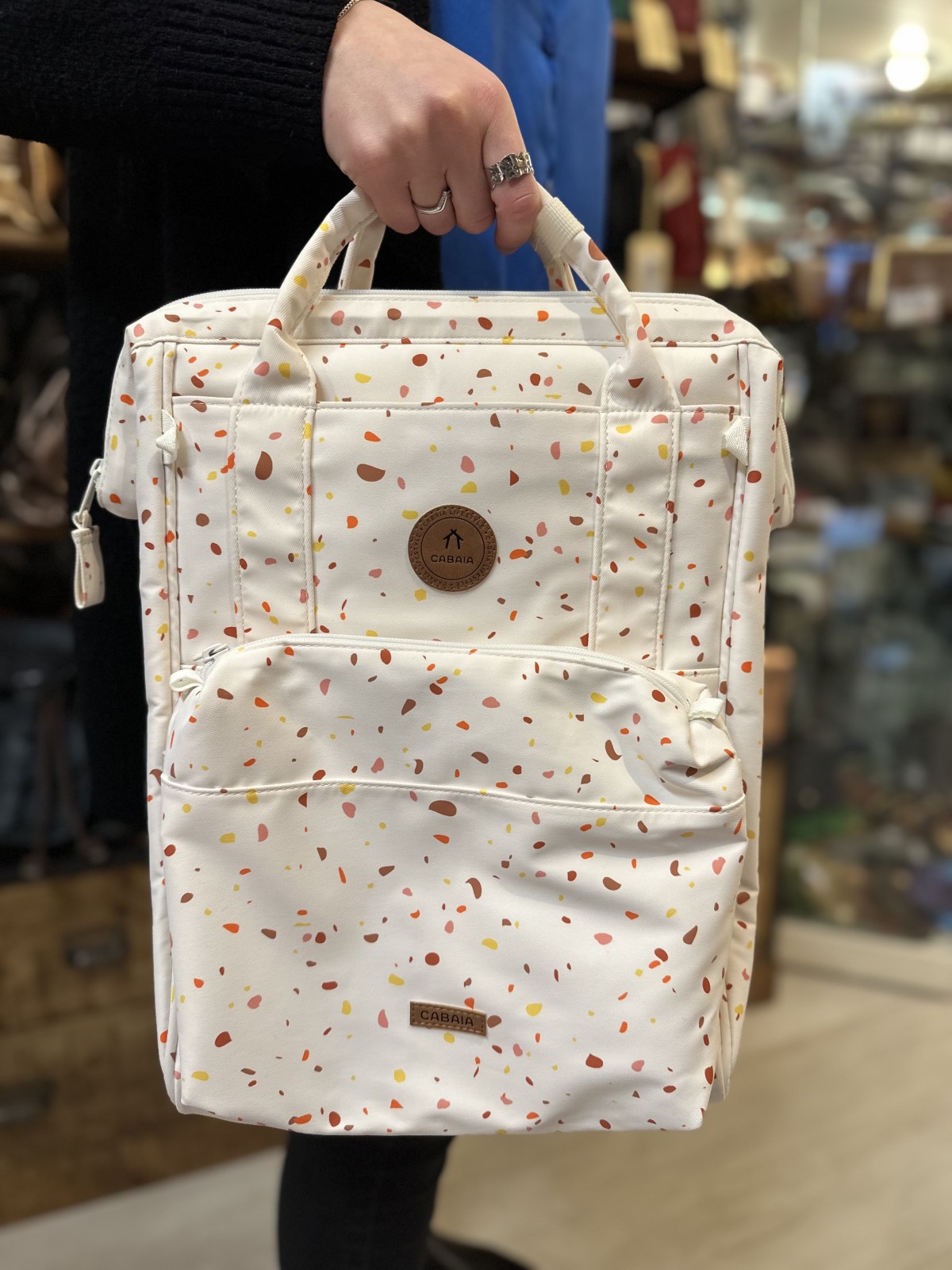 sac-a-langer-cabaia-133hmn-1.jpg Où trouver le sac à dos à langer Cabaïa Les Saveurs de Joséphine – Image 1