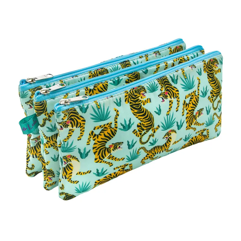 trousse-ecole-597nbb.webp Trousse scolaire trois compartiments tissu vert clair imprimé motif tigre – Image 1